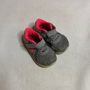 Nike Revolution 4 (TDV) Toddler Sneakers